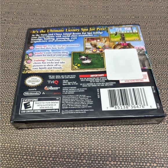 Nintendo DS Play THQ Paws & Claws Pampered Pets Game 2009 - Picture 2 of 2